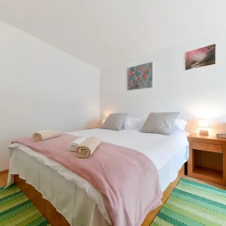 Oasis With Private Tennis Court Ferienhaus *